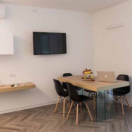 Terrazze Dei Tigli Apartment Riva del Garda Ngoại thất bức ảnh