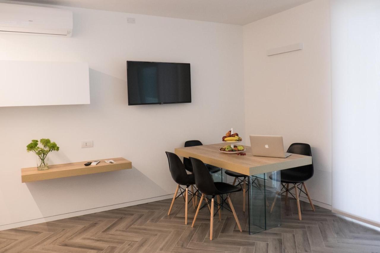 Terrazze Dei Tigli Apartment Riva del Garda Ngoại thất bức ảnh